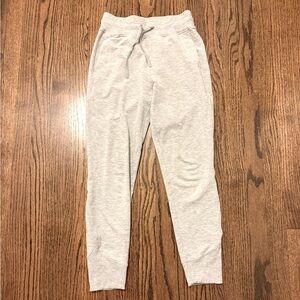 Lululemon Gray Cotton Joggers Size 2